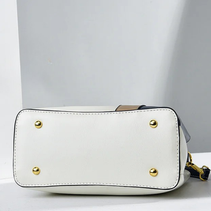 VIVIENNE | Elodie Charm Tas