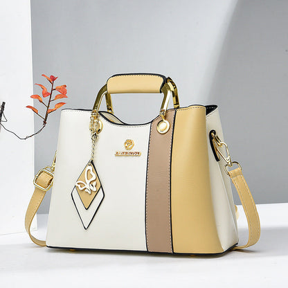 VIVIENNE | Elodie Charm Tas