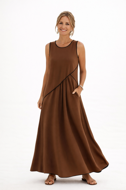 VIVIENNE | Yvona - Mouwloze Jurk met Contrastdetails